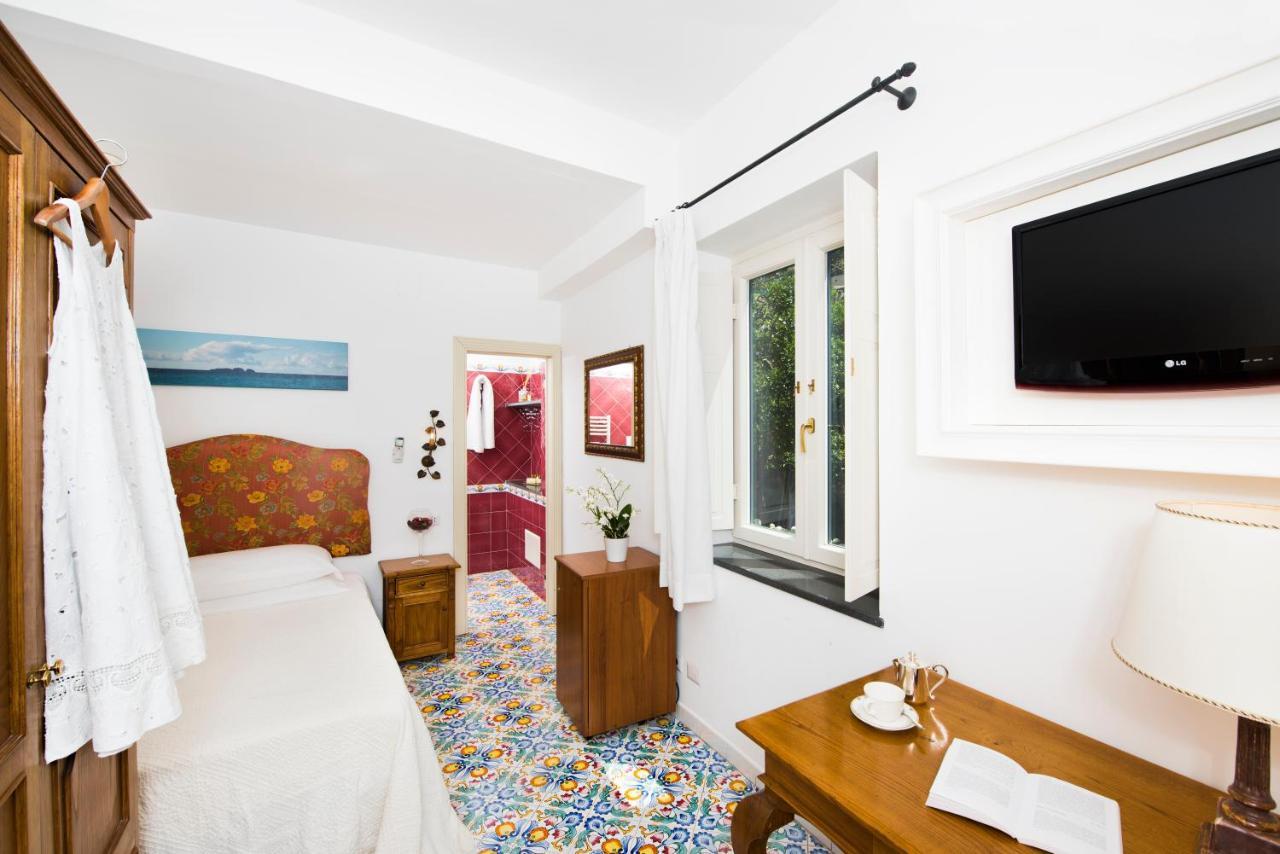 Hotel Savoia Positano Exterior photo